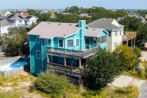 Short walk to Beach with Pool Game Room and Spa